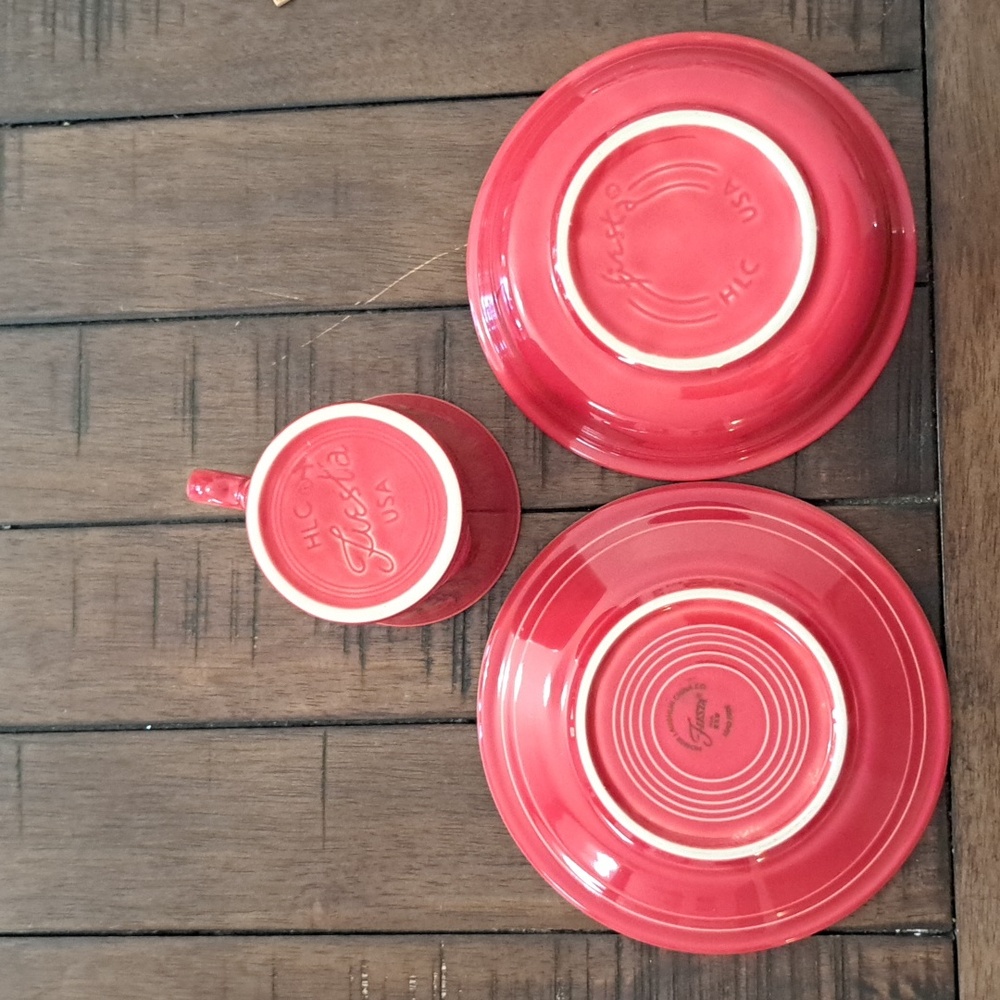 Set Of 3 Fiestaware Scarlet Dishes - Picture 2 of 7